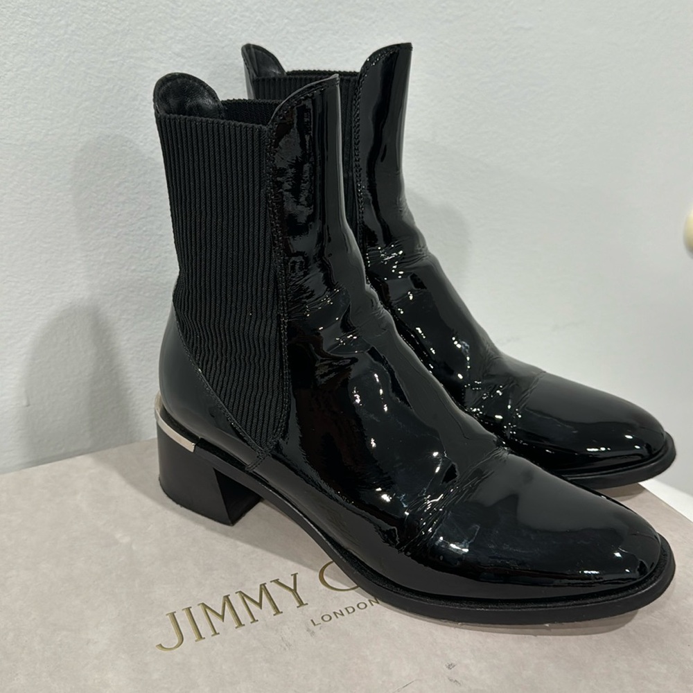 Jimmy Choo Rourke Shiny Naplack size 37